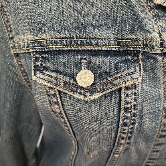 Denim jacket - Picture 4 of 5